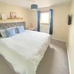 Cozy Private Bedroom In Quiet & Peaceful Location In Edinburgh