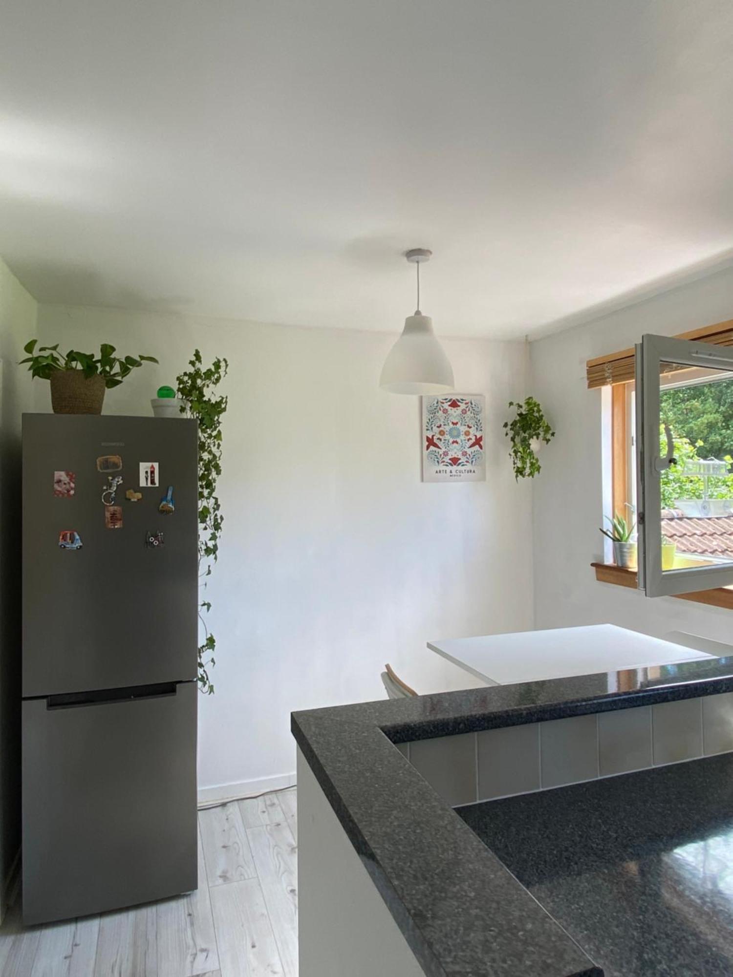 Cozy Private Bedroom In Quiet & Peaceful Location In Privatunterkunft *